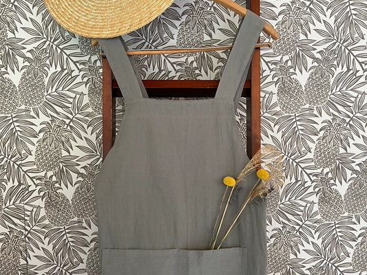 Cross back Apron